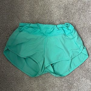 Lululemon Mystic Mint Speed-up Shorts 2.5"